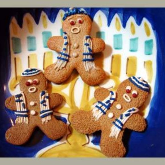 Hanukkah Polymer Clay Gingie Bread Man Pin - Picture 2 of 16